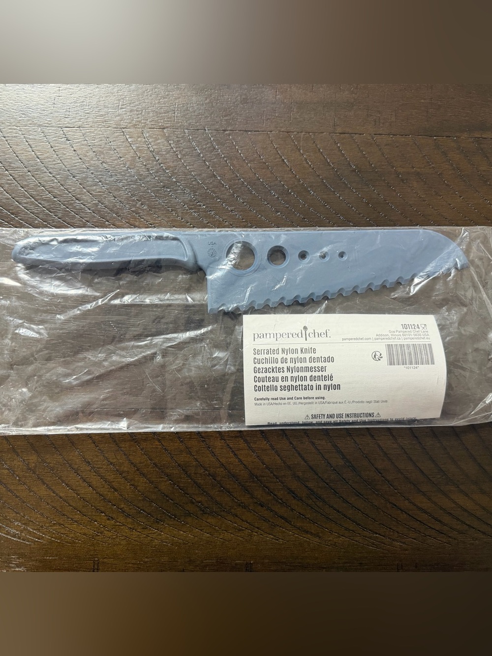 Pampered Chef Serrated Nylon Knife